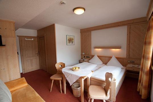 Appartement Pension Strolz ビヒルバッハ エクステリア 写真