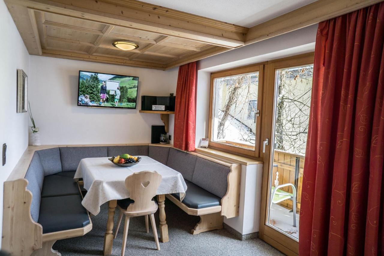 Appartement Pension Strolz ビヒルバッハ エクステリア 写真