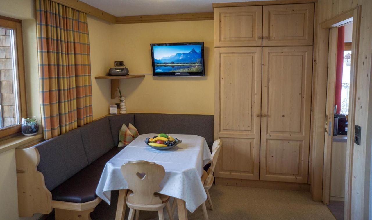 Appartement Pension Strolz ビヒルバッハ エクステリア 写真